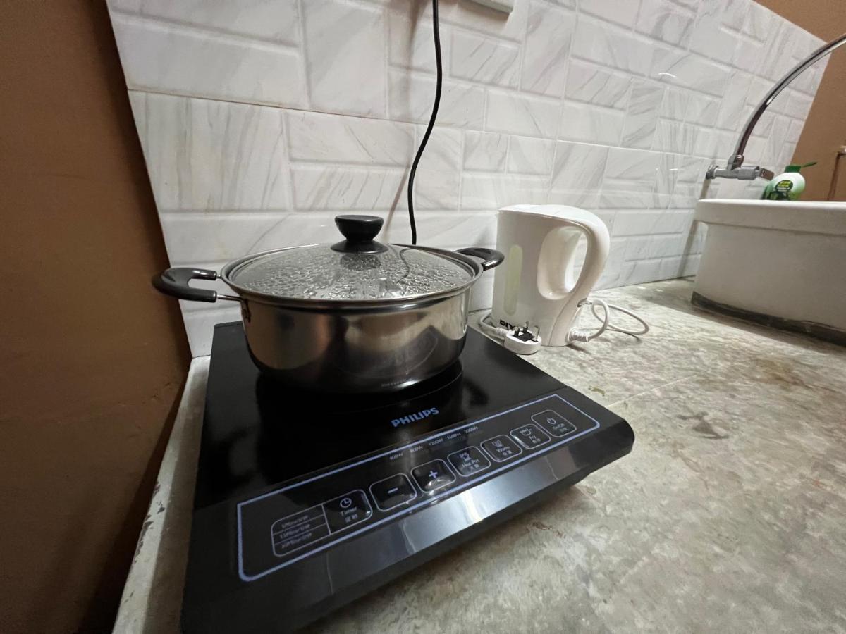 Theatbas Homestay 17 In Seri Iskandar Perak 3 Bedroom Bota Exteriör bild