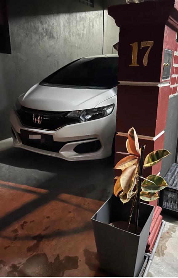 Theatbas Homestay 17 In Seri Iskandar Perak 3 Bedroom Bota Exteriör bild